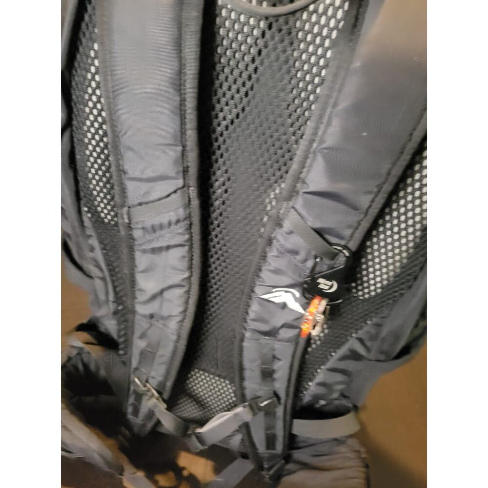 Macpac Black Rucksack/Backpack Pre-Owned - Picture 11 of 16